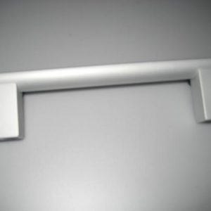 Handtag 128cc aluminium färg