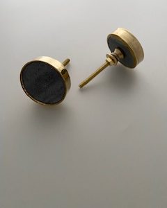 Knopp 40mm sten grå mäss.kant